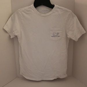 Vineyard Vines tee